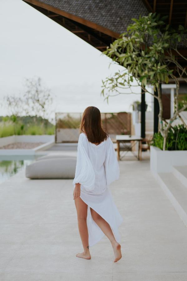 Luxury Ocean View Villas With Private Cook And Free Gym Membership Kuta  Exterior photo