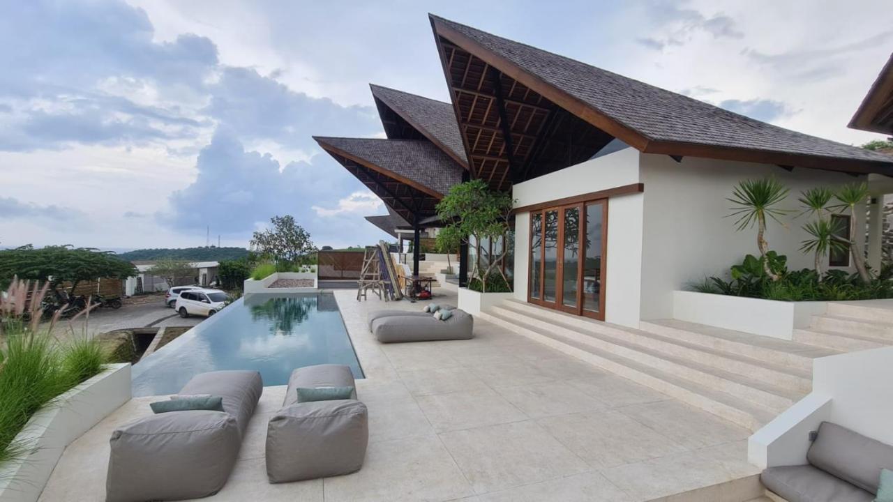 Luxury Ocean View Villas With Private Cook And Free Gym Membership Kuta  Exterior photo