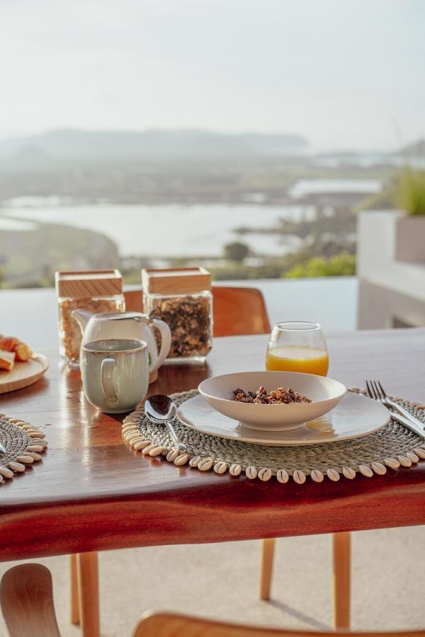 Luxury Ocean View Villas With Private Cook And Free Gym Membership Kuta  Exterior photo